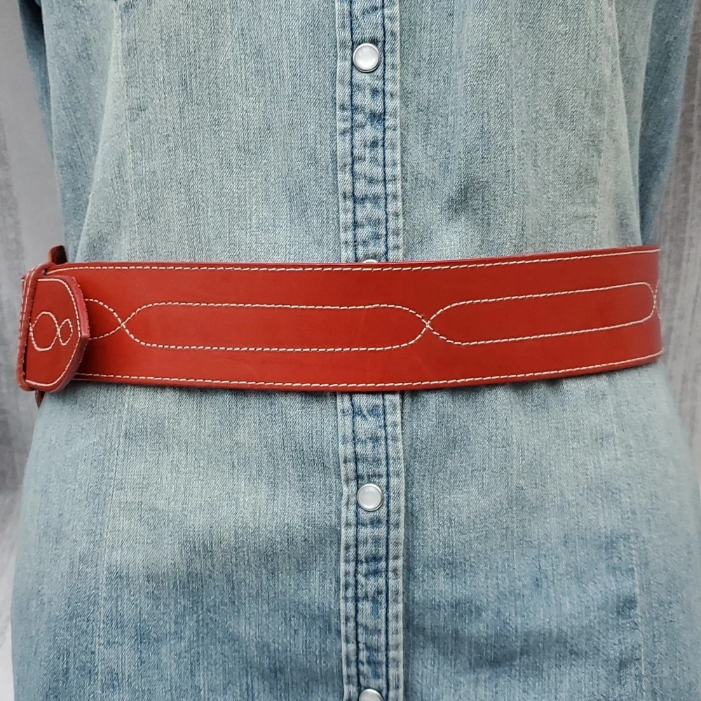 Charter Club Belt Genuine English Saddle Hide Leather in Red - Picture 4 of 13
